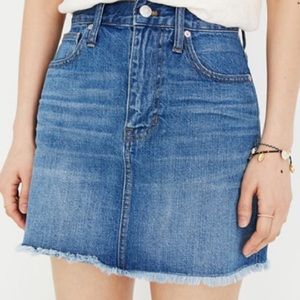Madewell Rigid Denim A-Line Mini Skirt in Leandra Wash